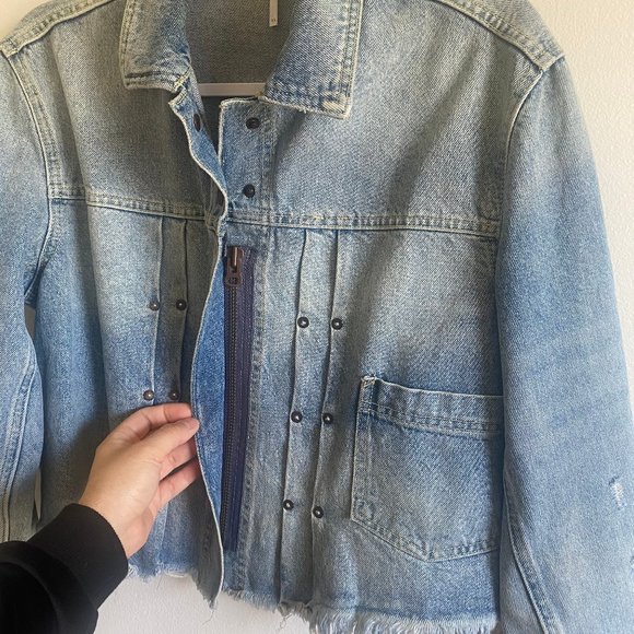 Free People Dillon Cotton Distressed Cropped Denim Jacket Oversize Size XS - Picture 10 of 12